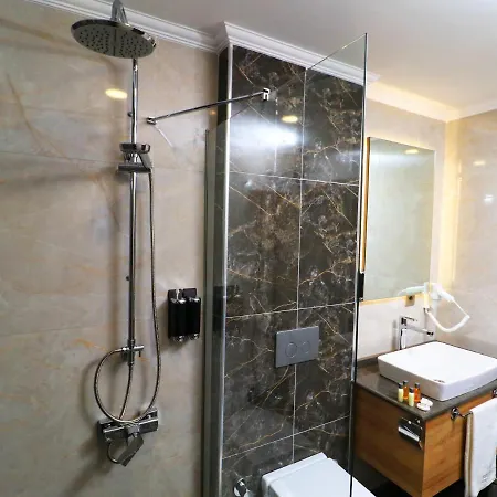 Bayrak Grand 4*