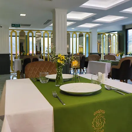 Bayrak Grand Hotell 4*