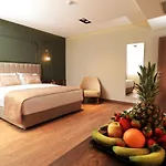 Bayrak Grand Hotel Trabzon
