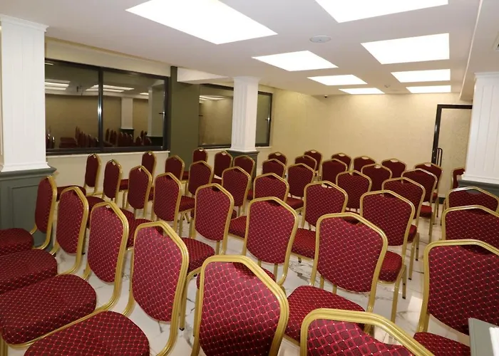 Bayrak Grand Hotel 4*