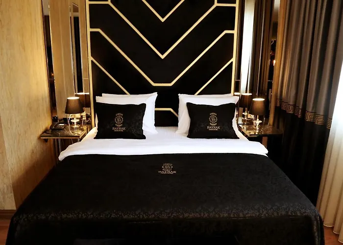 Bayrak Grand Hotel