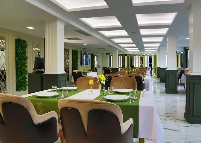 Bayrak Grand Hotel 4*